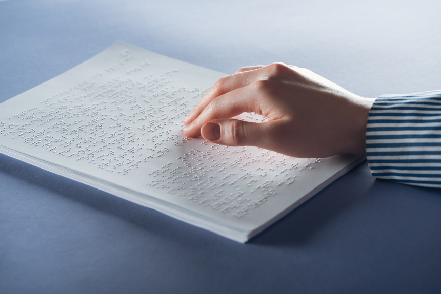 Curso de Extensão em Libras E O Sistema Braille: Aprofundamento Teórico e Prático