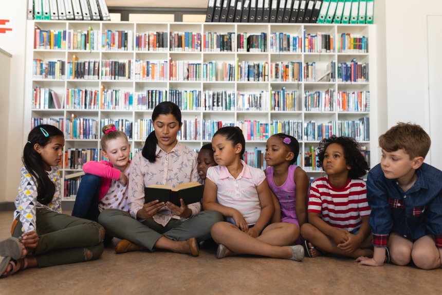 Curso de Extensão em Literatura Infantojuvenil: Aprofundamento Teórico e Prático
