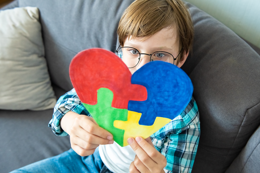 Curso de Extensão em Transtorno Do Espectro Autista: Aprofundamento Teórico e Prático