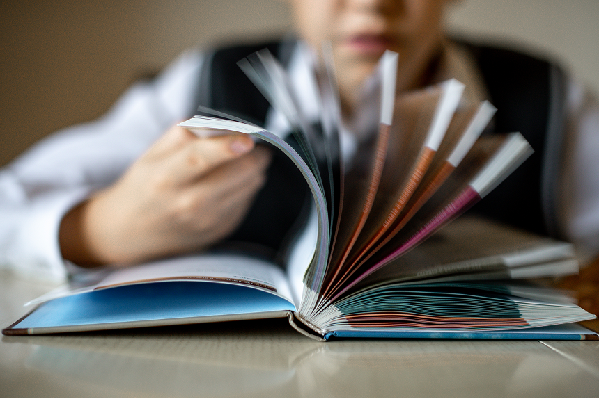 Alfabetização: Práticas Sociais de Leitura e Escrita