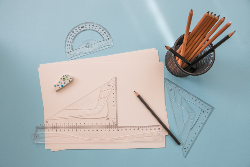 Curso de Extensão em Desenho Geometrico: Aprofundamento Teórico e Prático