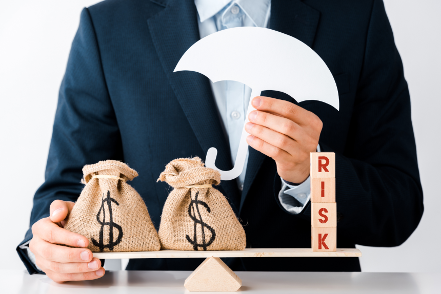 Curso de Extensão em Riscos E Crises Financeiras: Aprofundamento Teórico e Prático