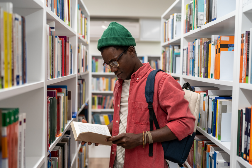 Curso de Extensão em Literatura Portuguesa e Luso-Africana: Moderna e Contemporânea: Moderna E Contemporanea: Aprofundamento Teórico e Prático